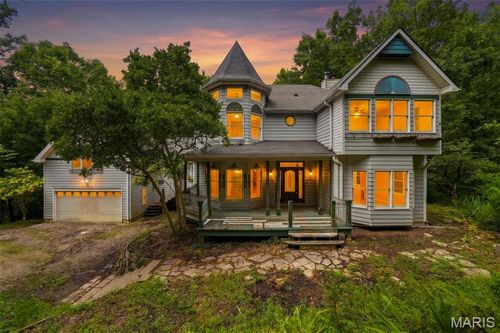 19111 Foxfire Forest Rd, Wildwood, MO, 63069-2910 | Card Image