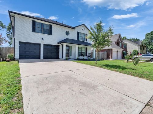 2605 S Mission Cir, Friendswood, TX, 77546-5953 | Card Image