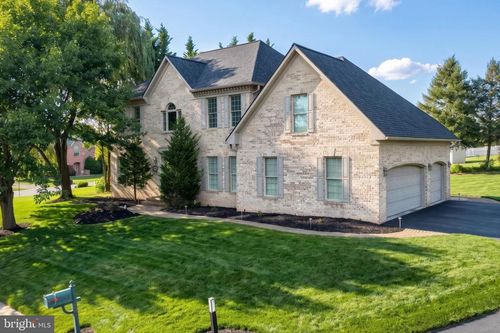 1124 Sarazen Way, YORK, PA, 17404-8512 | Card Image