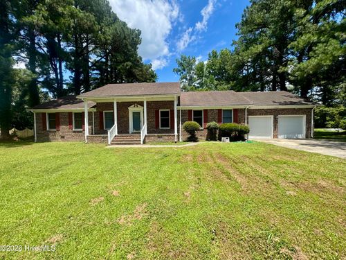 102 Hunters Trl W, Elizabeth City, NC, 27909-3275 | Card Image