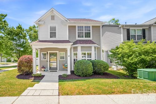 9248 Ducati Ln, Cornelius, NC, 28031-8082 | Card Image