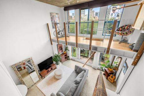 404-22 E Cordova St, Vancouver, BC, V6A4G8 | Card Image