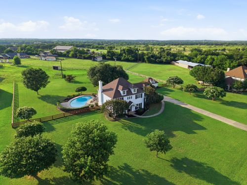 1301 Rolling Acres Dr, Argyle, TX, 76226-6332 | Card Image
