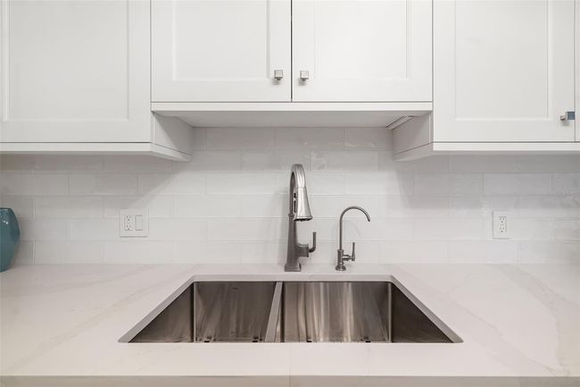 APT-6B - 1750 Benjamin Franklin Dr, Condo with 2 bedrooms, 2 bathrooms and null parking in SARASOTA FL | Image 11