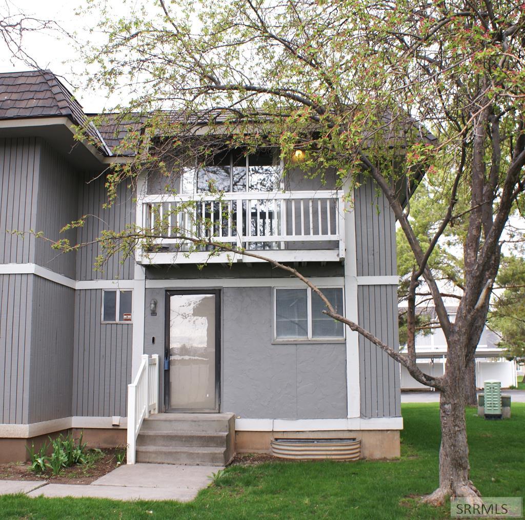 Falcon Dr, Ammon, ID 83406
