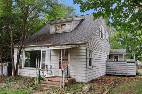 119 E 1st Ave, Luck, WI, 54853-9057 | Card Image