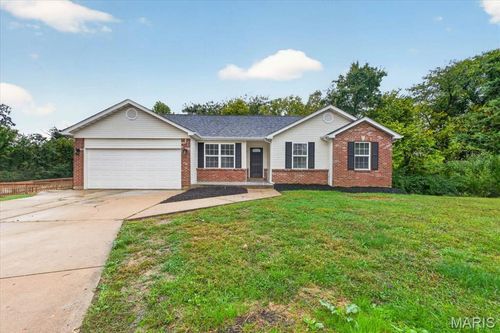 123 Glen Meadows Dr, Troy, MO, 63379-3483 | Card Image