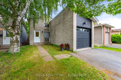 1421 Ritson Rd S, House other with 3 bedrooms, 2 bathrooms and 5 parking in Oshawa ON | Image 1