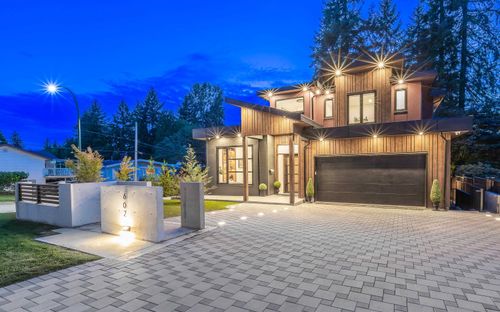 602 Midvale St, Coquitlam, BC, V3J6L9 | Card Image