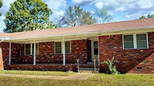 126 6th St, Checotah, OK, 74426-3410 | Card Image