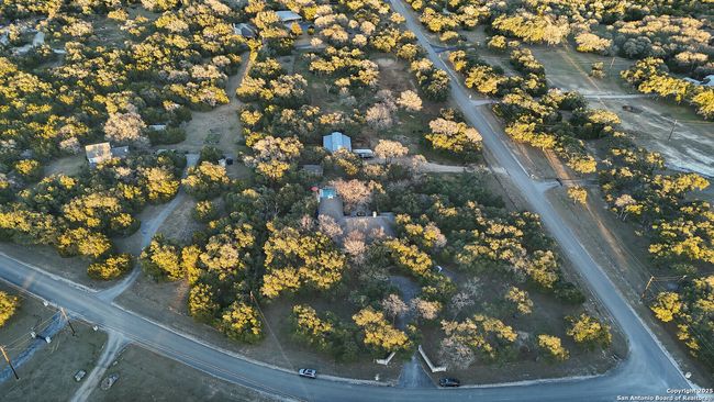 136 Falling Water Dr, House other with 3 bedrooms, 3 bathrooms and null parking in Spring Branch TX | Image 44