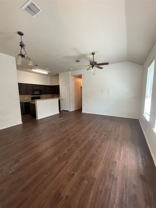 1428 Ravenwood Dr, Mansfield, TX, 76063-6054 | Card Image