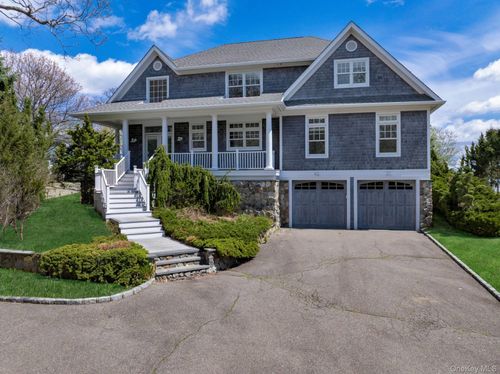 7225 Nassau Point Rd, Cutchogue, NY, 11935-2708 | Card Image