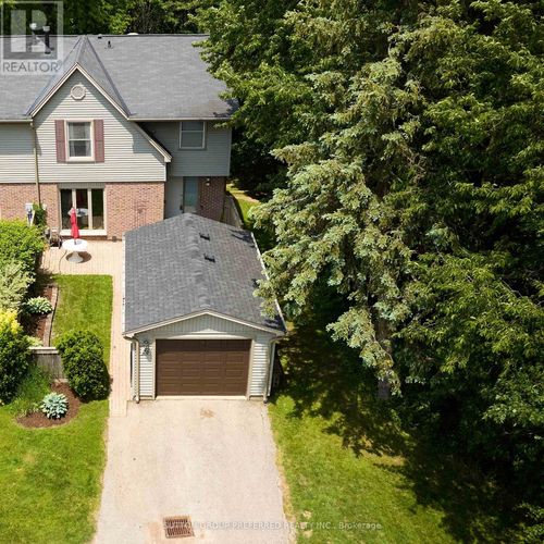 26 Berkshire Crt, London, ON, N6J3N7 | Card Image