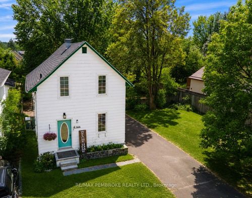 566 Perth St, Pembroke, ON, K8A6B6 | Card Image
