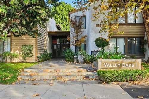 apt-19-15511 Sherman Way, Van Nuys, CA, 91406-4154 | Card Image