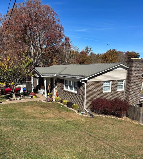 211 Petty Rd, Princeton, WV, 24739-8078 | Card Image