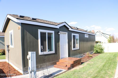 trlr-24a-1418 Hathaway St, Yakima, WA, 98902-1384 | Card Image