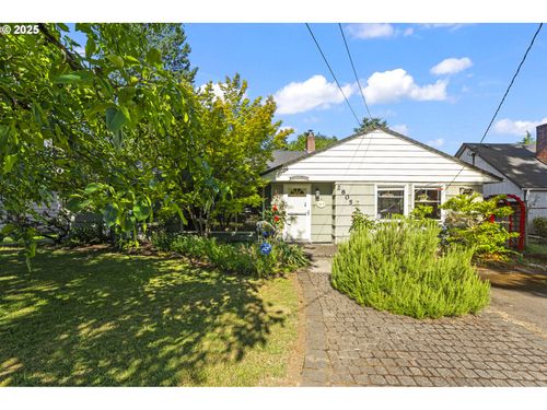 2805 Se 141st Ave, Portland, OR, 97236-2601 | Card Image