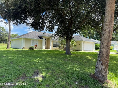 265 Delmonico St Ne, Palm Bay, FL, 32907-3004 | Card Image