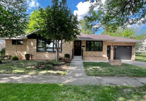 860 8th Ave, Granite Falls, MN, 56241-1141 | Card Image