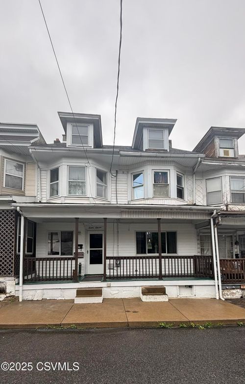 1211 W Mulberry St, Coal Township, PA, 17866-2618 | Card Image