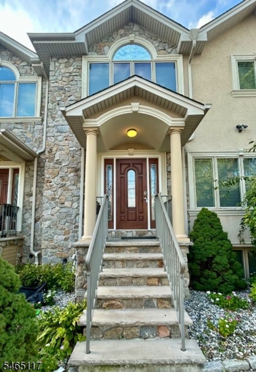 a-86 Wesley St, Clifton, NJ, 07013-3025 | Card Image