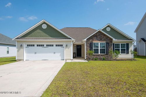 293 Crossroads Store Dr, Jacksonville, NC, 28546-0129 | Card Image