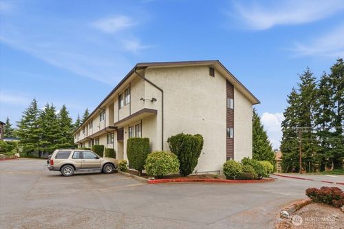 c6-3515 S 160th Street, SeaTac, WA, 98188 | Card Image