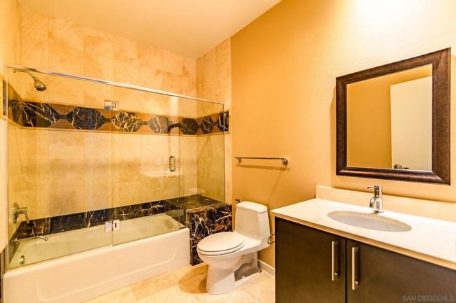 2301 - 800 The Mark Ln, House other with 2 bedrooms, 2 bathrooms and 2 parking in San Diego CA | Image 17