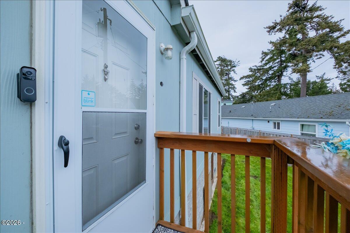 Residential in Lincoln City 4