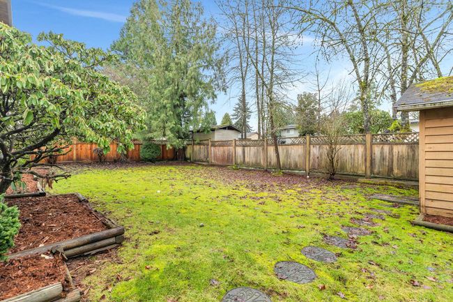 22756 Reid Avenue, House other with 5 bedrooms, 2 bathrooms and 6 parking in Maple Ridge BC | Image 34