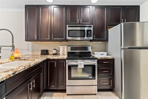 202-4345 Trevi Ct, Lake Worth, FL, 33467-4247 | Card Image