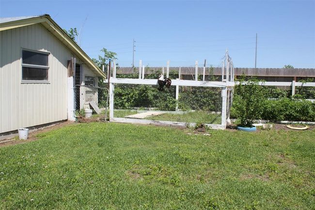 206 Riverside St, House other with 3 bedrooms, 3 bathrooms and null parking in Highlands TX | Image 29