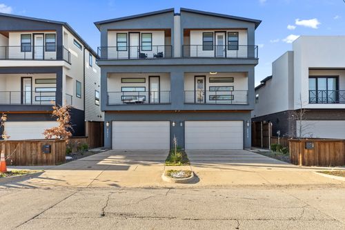 2433 Vagas St, Dallas, TX, 75219-2447 | Card Image