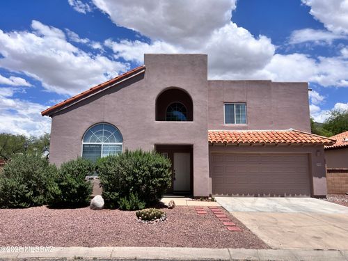 10210 N Fox Hunt Ln, Tucson, AZ, 85737-6930 | Card Image