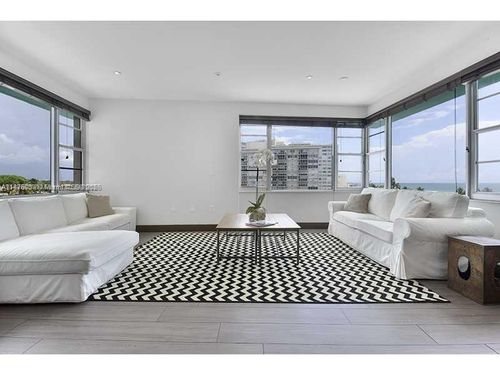 apt-4g-5255 Collins Ave, Miami Beach, FL, 33140-2576 | Card Image