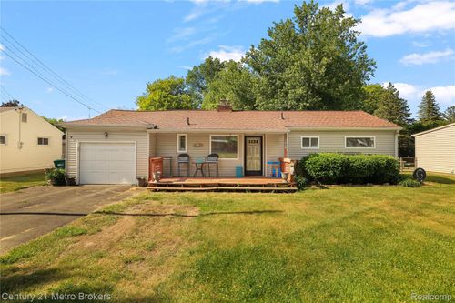 1319 Coutant Street, Flushing, MI, 48433 | Card Image