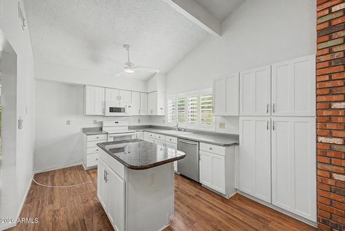 2671 W Chilton St, Chandler, AZ, 85224-1009 | Card Image
