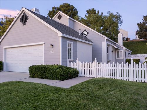 21032 Primrose Ln, Mission Viejo, CA, 92691-6619 | Card Image