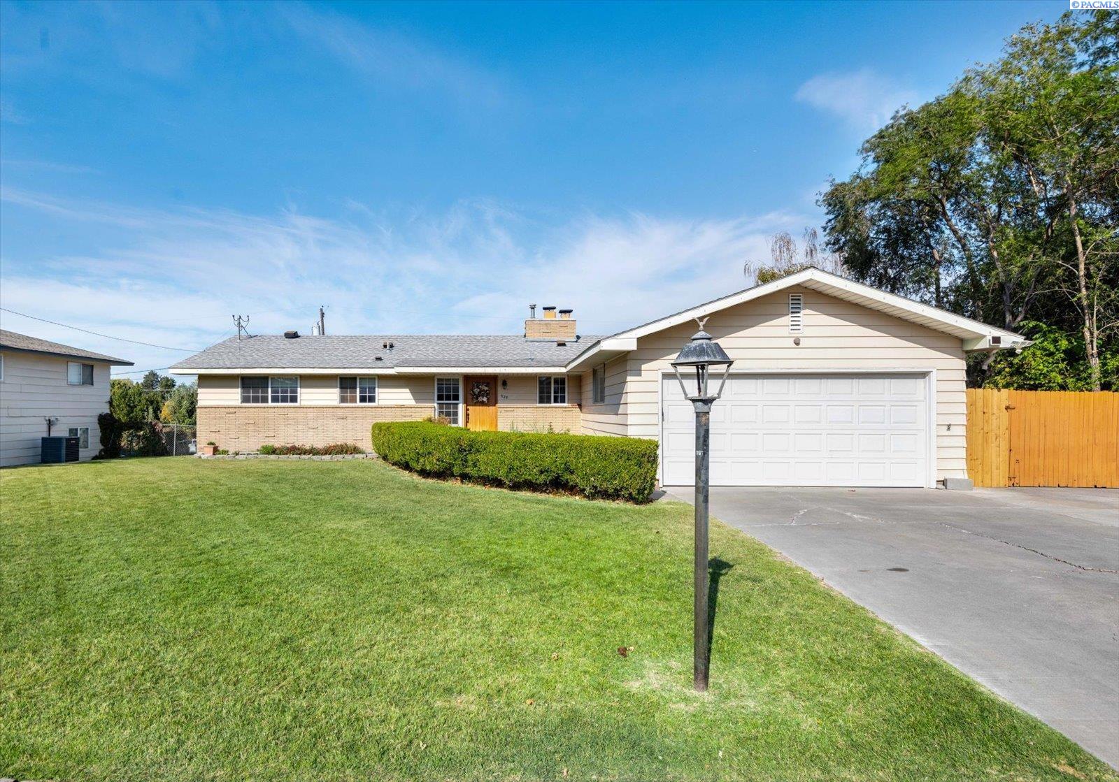 23rd Pl, Kennewick, WA 99337