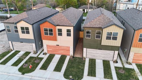 2808 Peacock Green Way, Houston, TX, 77047 | Card Image