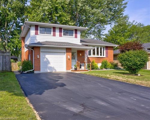 12 Miller Cres, Simcoe, ON, N3Y4R1 | Card Image
