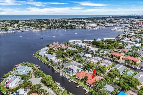 1390-1390 Chesapeake Ave, NAPLES, FL, 34102-0512 | Card Image