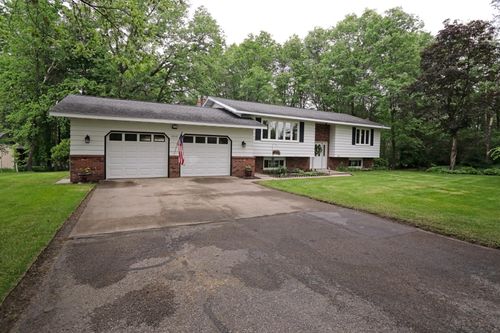 2410 Springville Dr, Plover, WI, 54467-2800 | Card Image