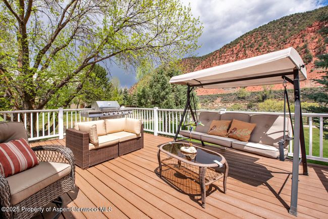 368 Meadow Ln, House other with 4 bedrooms, 3 bathrooms and null parking in Glenwood Springs CO | Image 35