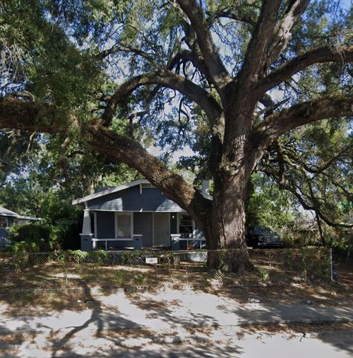 510 E Lake Ave, Tampa, FL, 33603-5833 | Card Image