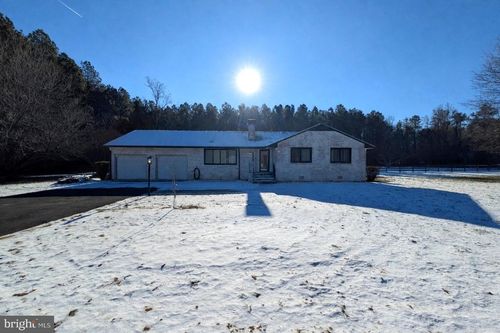 10160 Dahlgren Rd, King George, VA, 22485-3703 | Card Image