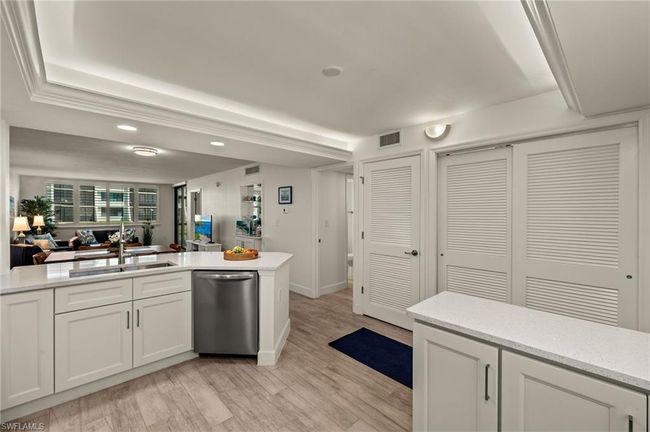 Kitchen | Image 7
