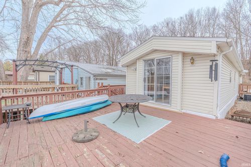 11086 N Landing Rd, Monticello, IN, 47960-8163 | Card Image